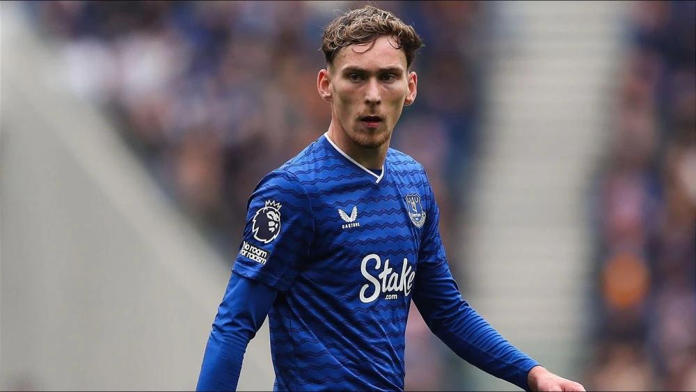 James Garner's form sparks England talk as David Moyes hails Everton star's impact