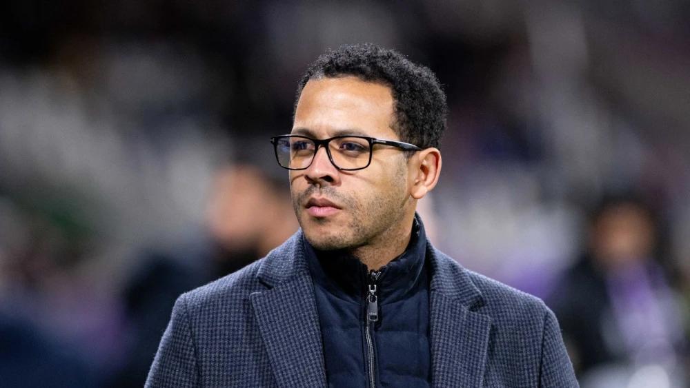 Strasbourg manager Liam Rosenior downplays Chelsea links amid growing speculation