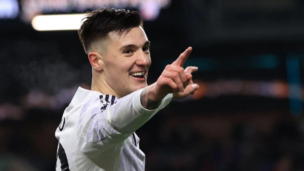 Brighton boss backs Man Utd's Benjamin Sesko to level up after Ruben Amorim exit