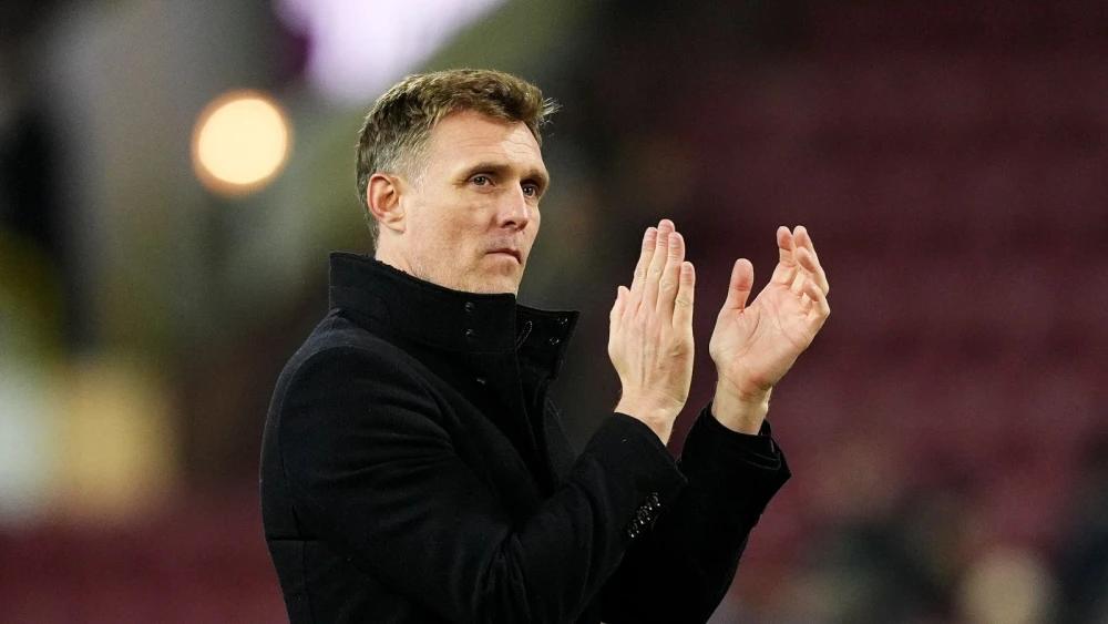 Manchester United dumped out of the FA Cup in the third round by Brighton