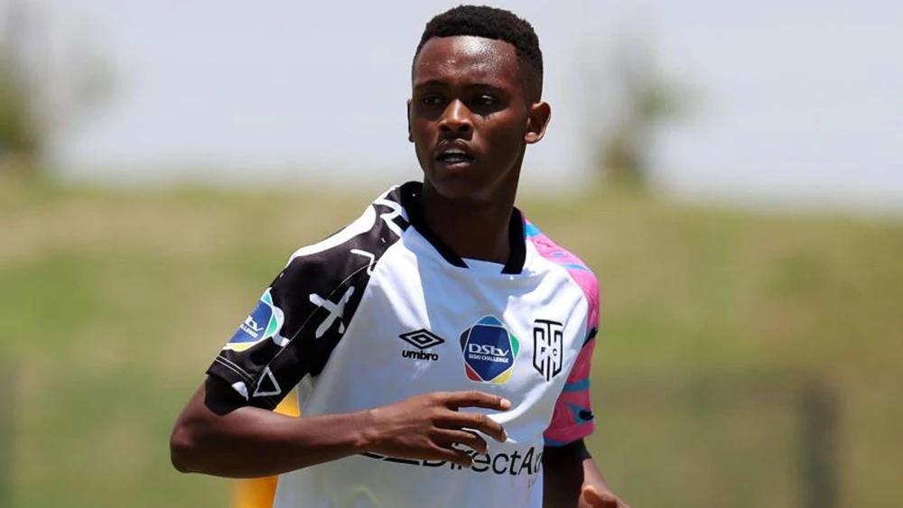 AmaZulu beat PSL clubs to sign Luvuyo Slatsha after Cape Town City exit