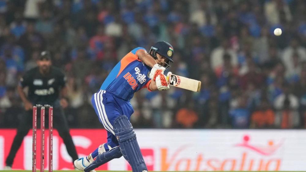 Kishan, Suryakumar star with the bat as India power past New Zealand in 2nd T20I