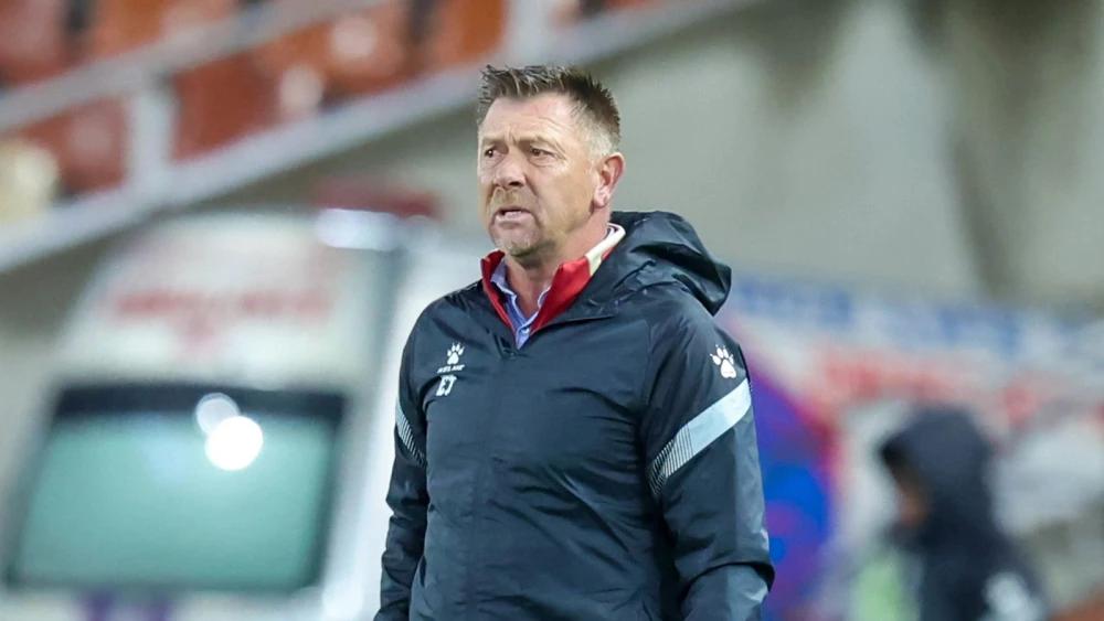 Eric Tinkler hails Sekhukhune defence after hard-fought Orlando Pirates stalemate