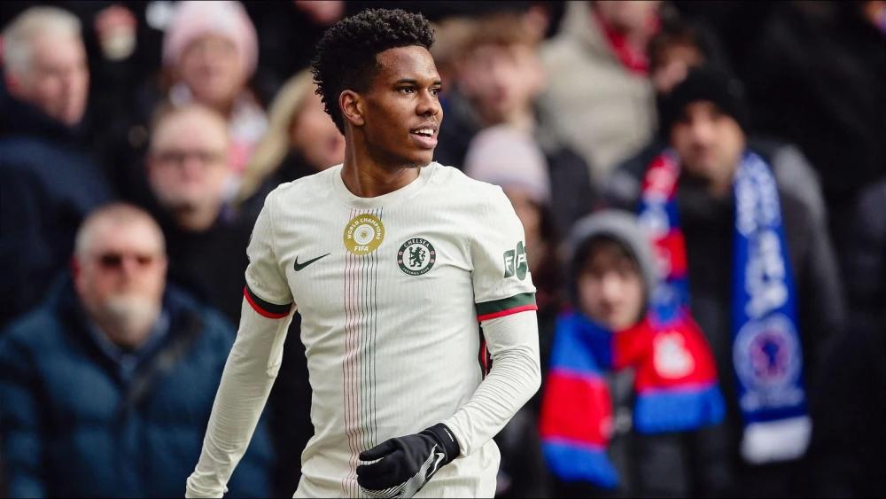 Estevao eyes Chelsea return after hamstring injury 'improvement'