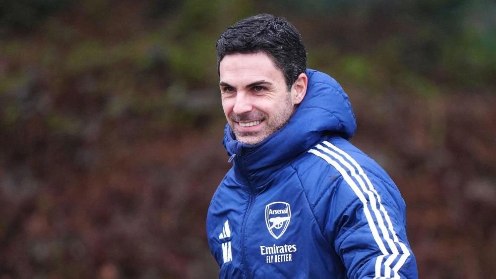 Mikel Arteta urges calm as Arsenal chase bounce-back at Leeds