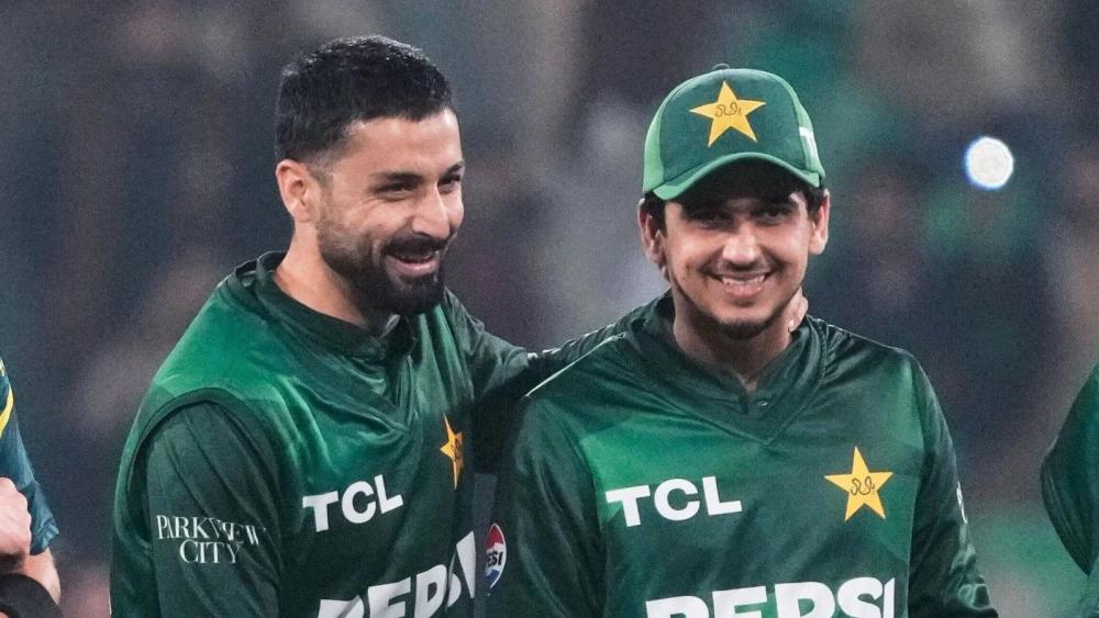 Pakistan outplay Australia by 22 runs in first T20I at Lahore