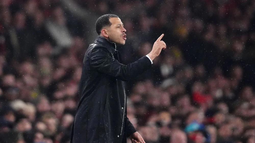 Liam Rosenior accuses Arsenal of warm-up 'disrespect' after Chelsea's Carabao Cup exit