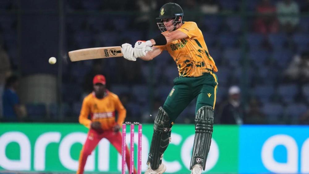 South Africa beat Zimbabwe to maintain unbeaten record at ICC Men's T20 World Cup