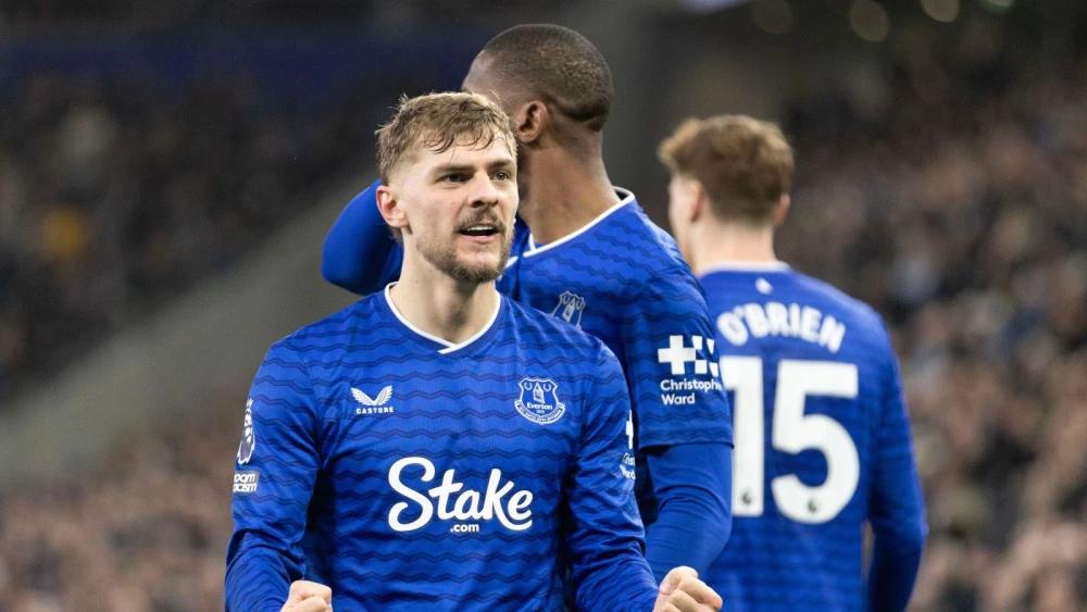 Everton end home woes with win over Burnley, boost European hopes