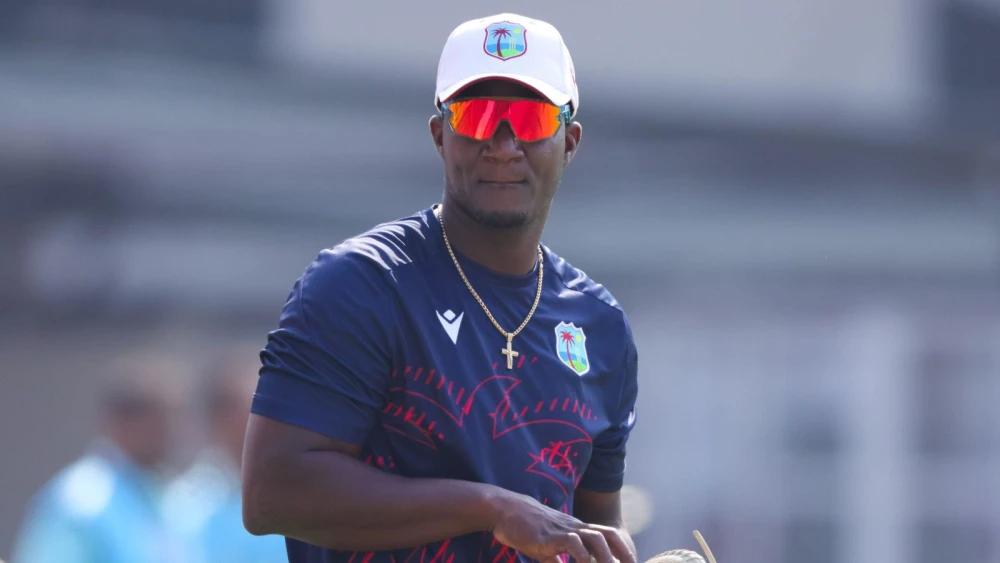 Daren Sammy frustrated as West Indies cricketers remain stranded in India