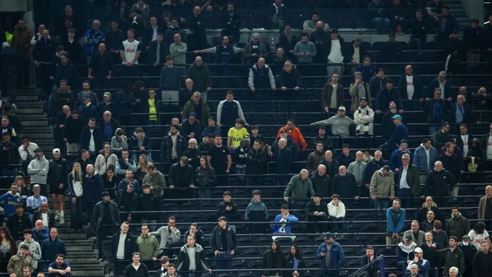 Tottenham fans depart at half-time as relegation fears grow after Palace loss