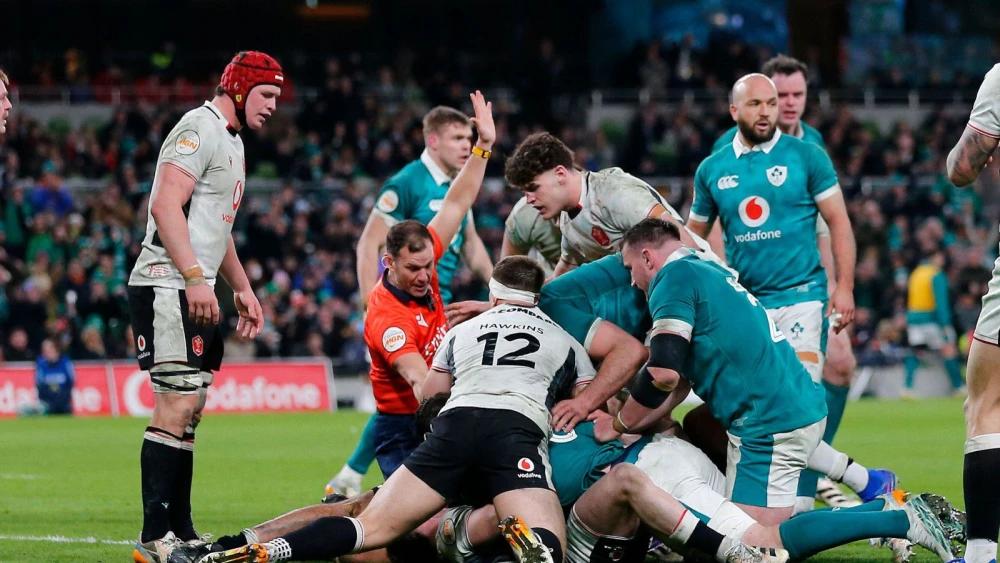 Ireland hold off Wales fightback to secure bonus-point victory in Dublin