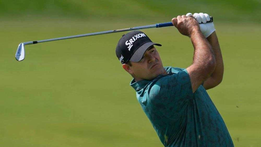 Local hopeful Hennie du Plessis leads Joburg Open heading into final round