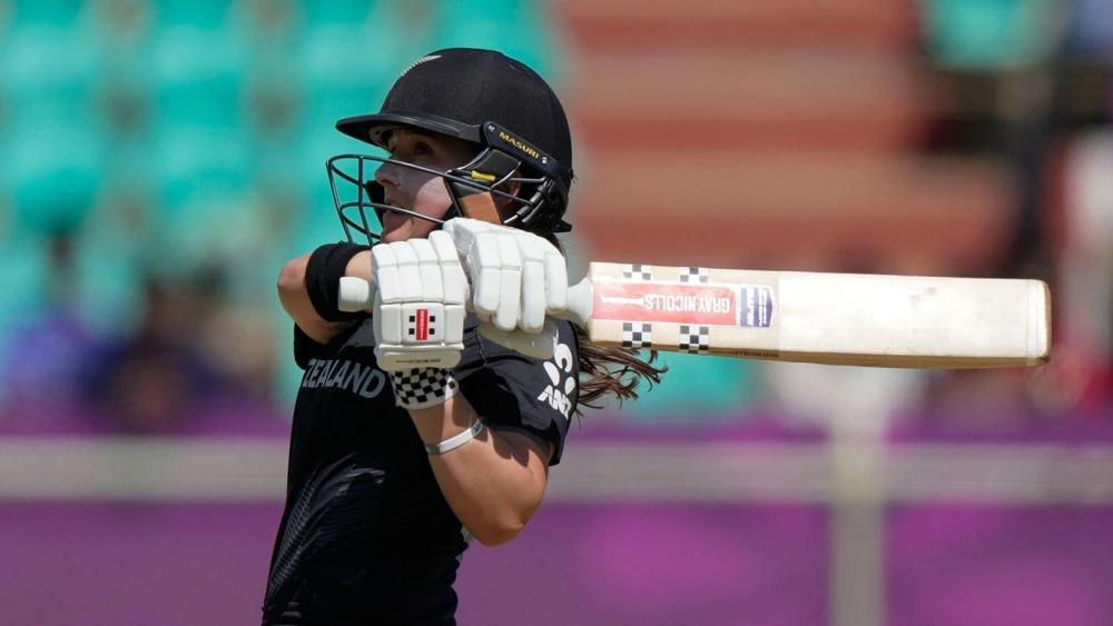 New Zealand hammer Proteas in first Women's T20 series clash