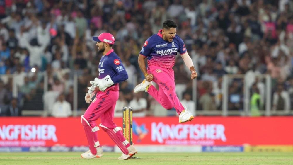 IPL: Delhi Capitals overcome Mumbai Indians, Rajasthan Royals win final over thriller