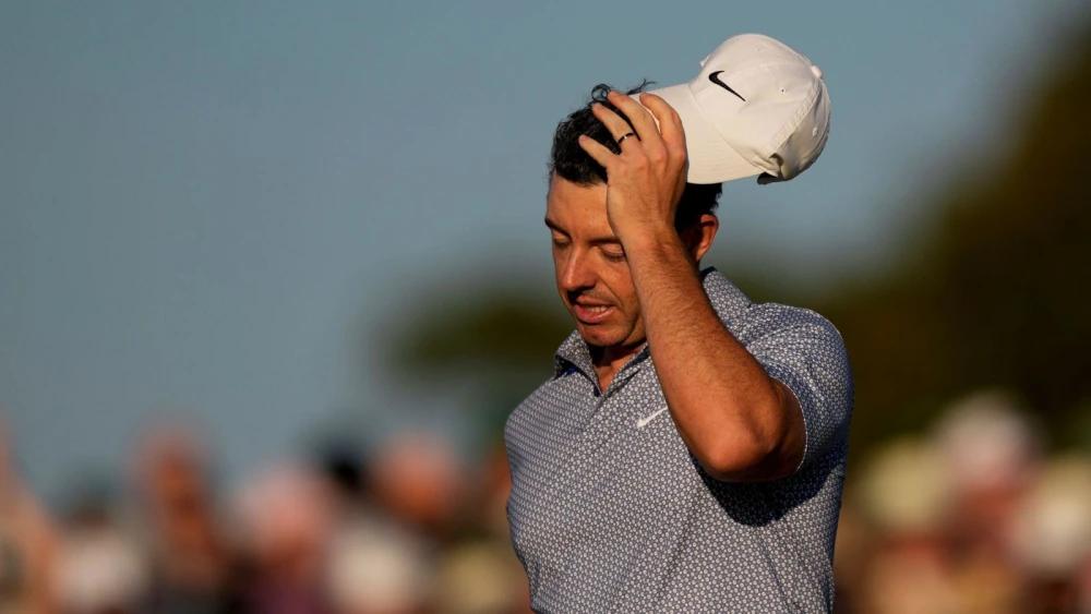 Rory McIlroy's collapse sets up grandstand finish at the Masters