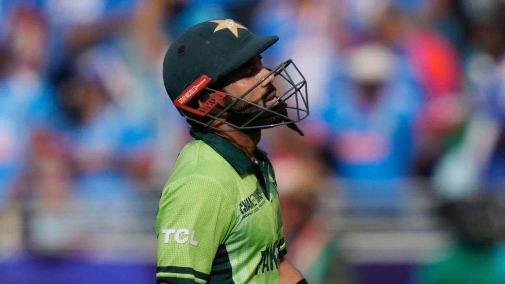Pakistan leave out experienced trio for home T20 series against Bangladesh