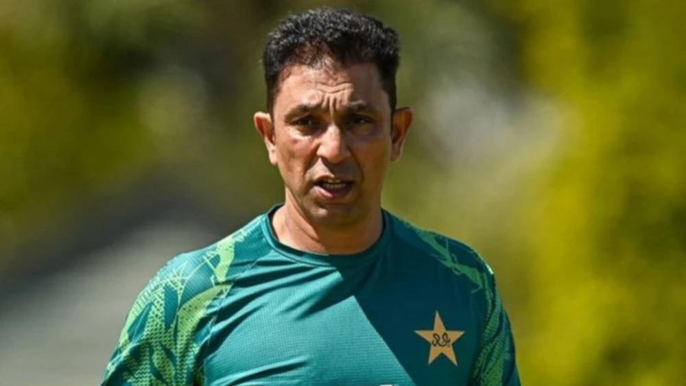 Azhar Mahmood takes charge as acting head coach of Pakistan Test team