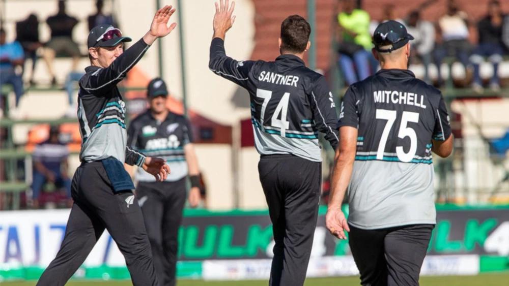 New Zealand claim T20I tri-series trophy after Proteas falter at the death