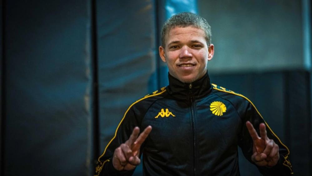 Luke Baartman and Asanele Velebayi finally cleared to play for Kaizer Chiefs