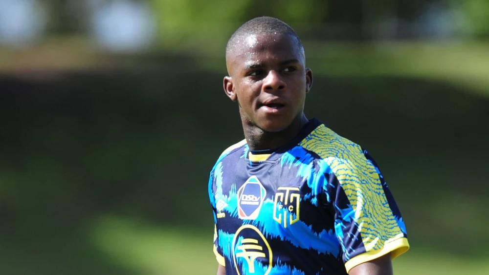 Durban City sign Cape Town City midfielder Luphumlo Sifumba - reports