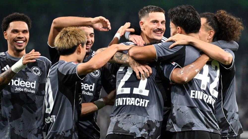 Bundesliga wrap: Frankfurt prevail in spectacle at Borussia Park