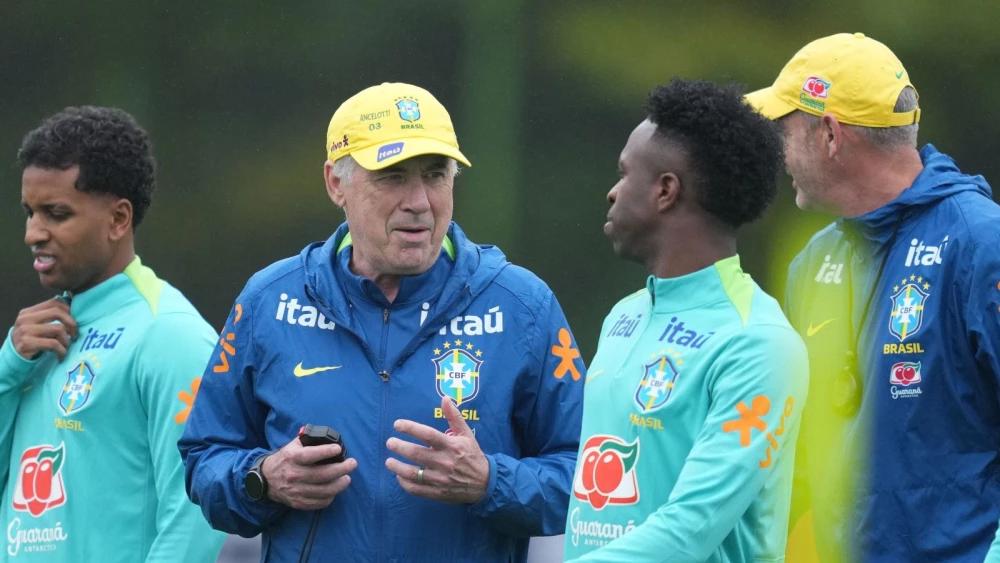 Carlo Ancelotti defends Vinicius Jr: 'He made a mistake'