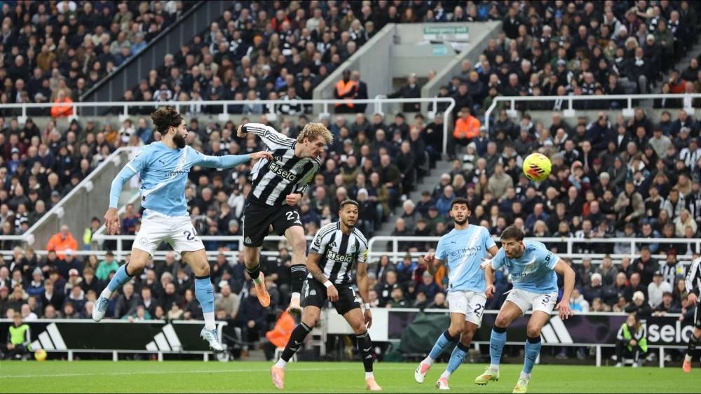 Newcastle's Eddie Howe hails Nick Woltemade's 'relentless display' against Man City